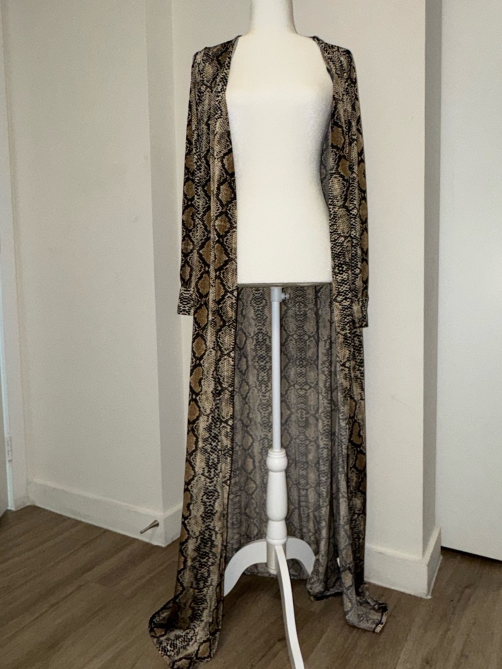 Snake Patterned Long cover all coat